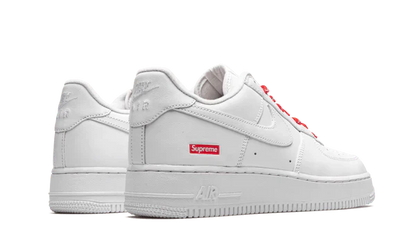 Nike Air Force 1 Low White Supreme